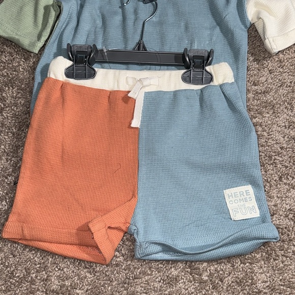 Lily & Jack Set with Sunglasses - Picture 6 of 6